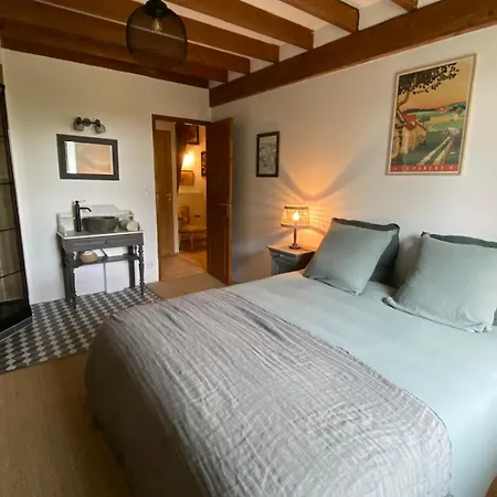 Superbe Maison Au Coeur Du Perche Casa de Férias *