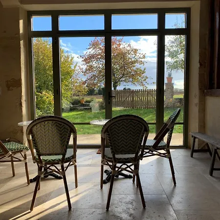 Superbe Maison Au Coeur Du Perche Casa de Férias *