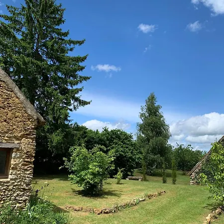 Casa de Férias Superbe Maison Au Coeur Du Perche