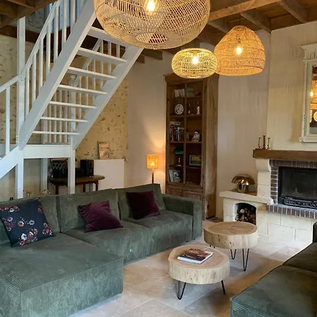 Casa de Férias Superbe Maison Au Coeur Du Perche Les Domeries